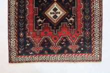 Load image into Gallery viewer, Handmade Antique, Vintage oriental Persian Qashqai rug - 181 X 113 cm
