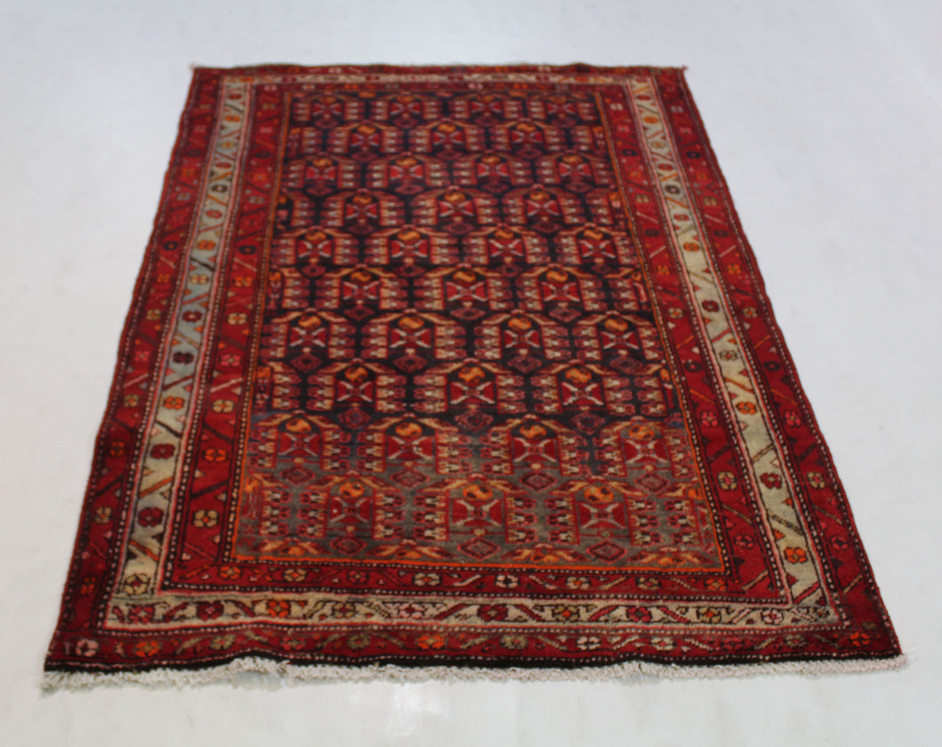Handmade Antique, Vintage oriental Persian Zanjan rug - 195 X 133 cm
