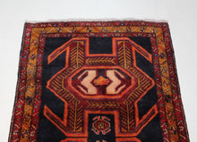 Load image into Gallery viewer, Handmade Antique, Vintage oriental Persian Heris rug - 280 X 120 cm

