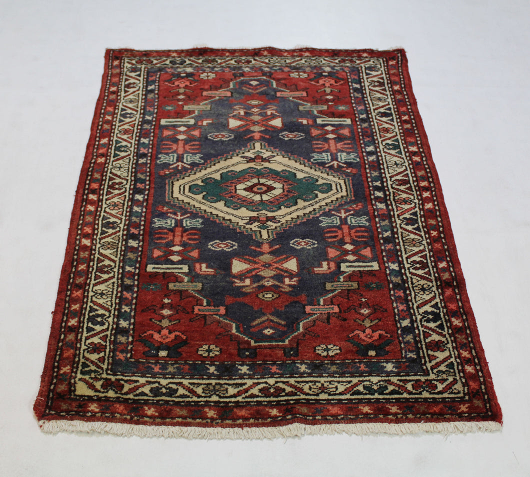 Handmade Antique, Vintage oriental Persian Malayer rug - 130 X 88 cm