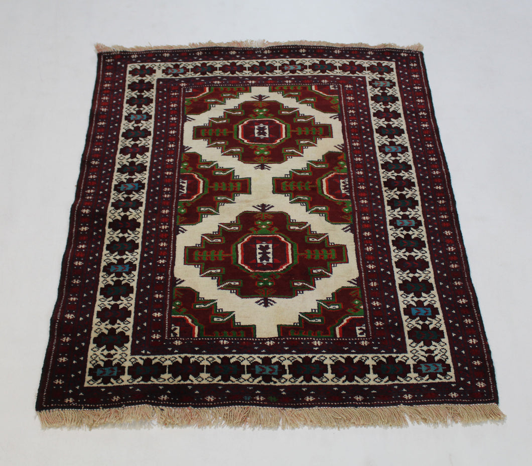 Handmade Antique, Vintage oriental Persian Baluch rug - 115 X 100 cm