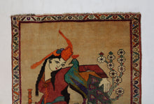 Load image into Gallery viewer, Handmade Antique, Vintage oriental Persian Shiraz gabbe - 164 X 128 cm
