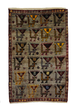 Load image into Gallery viewer, Handmade Antique, Vintage oriental Persian Turkaman rug - 148 X 107 cm
