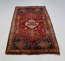 Load image into Gallery viewer, Handmade Antique, Vintage oriental Persian Qashqai rug - 160 X 89 cm
