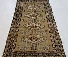 Load image into Gallery viewer, Handmade Antique, Vintage oriental Persian Qashqai rug - 188 X 98 cm
