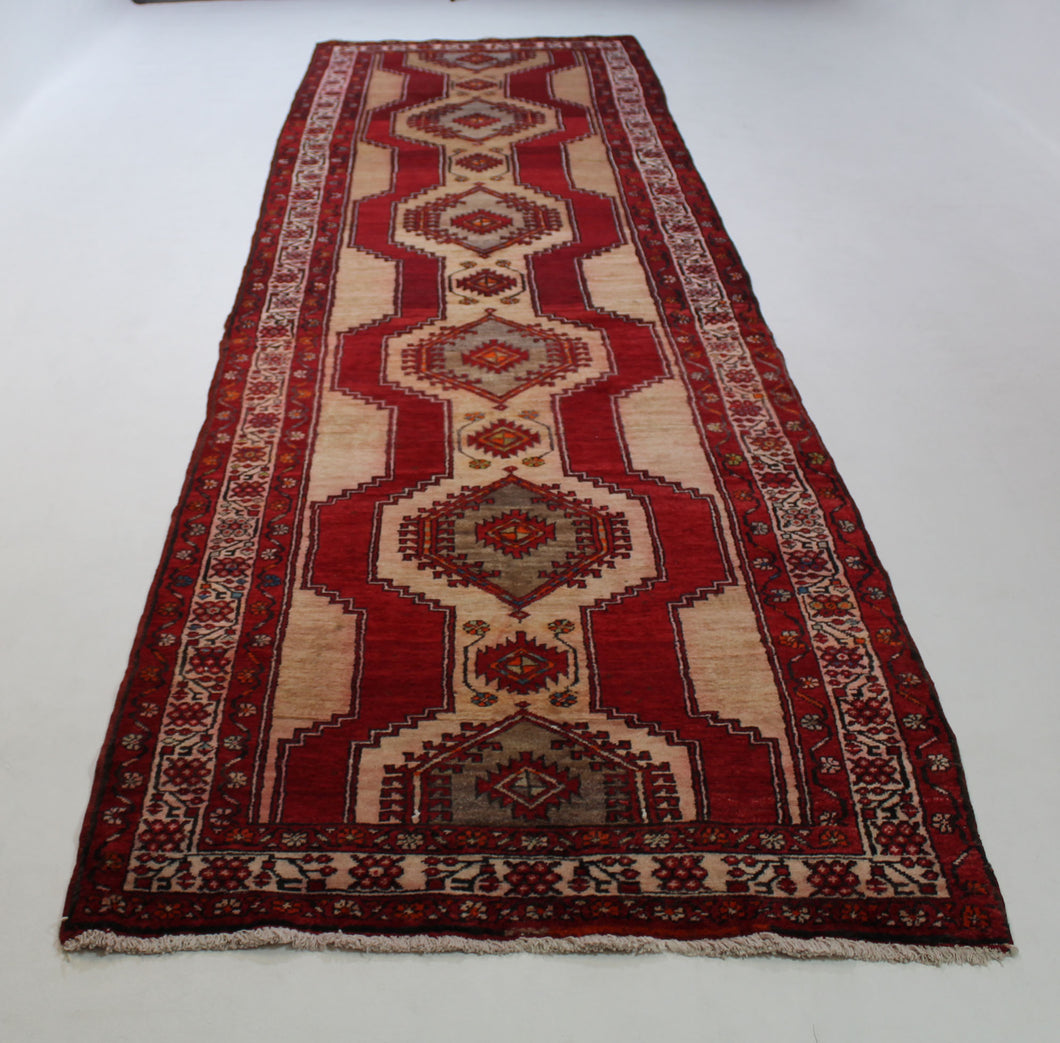 Handmade Antique, Vintage oriental Persian Sarab rug - 400 X 110 cm