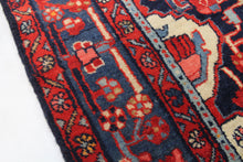 Load image into Gallery viewer, Handmade Antique, Vintage oriental Persian Hamedan rug - 265 X 155 cm
