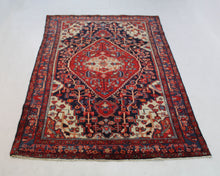 Load image into Gallery viewer, Handmade Antique, Vintage oriental Persian Hamedan rug - 265 X 155 cm
