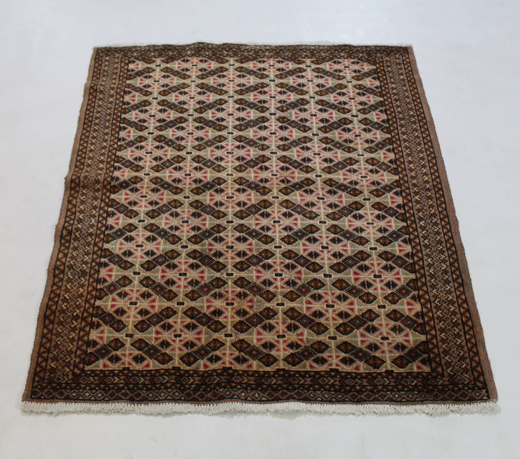 Handmade Antique, Vintage oriental Persian Turkaman rug - 134 X 108 cm