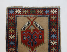 Load image into Gallery viewer, Handmade Antique, Vintage oriental Persian Shiraz  gabbeh - 195 X 65 cm
