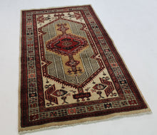 Load image into Gallery viewer, Handmade Antique, Vintage oriental Persian Sarab rug - 170 X 100 cm
