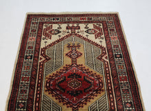 Load image into Gallery viewer, Handmade Antique, Vintage oriental Persian Sarab rug - 170 X 100 cm
