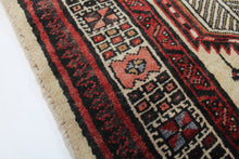 Load image into Gallery viewer, Handmade Antique, Vintage oriental Persian Sarab rug - 170 X 100 cm
