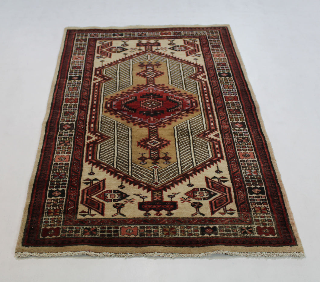 Handmade Antique, Vintage oriental Persian Sarab rug - 170 X 100 cm