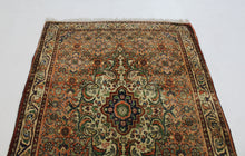 Load image into Gallery viewer, Handmade Antique, Vintage oriental Persian  Bijar rug - 103 X 73 cm
