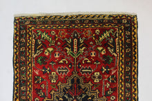 Load image into Gallery viewer, Handmade Antique, Vintage oriental Persian Heris rug - 153 X 82 cm
