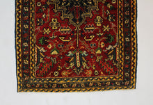 Load image into Gallery viewer, Handmade Antique, Vintage oriental Persian Heris rug - 153 X 82 cm
