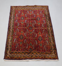 Load image into Gallery viewer, Persian Antique, Vintage oriental rug - Qashqai 148 X 98 cm
