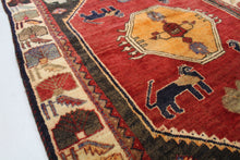 Load image into Gallery viewer, Persian Antique, Vintage oriental rug - Qashqai 160  X 108 cm
