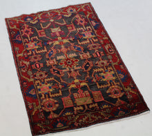 Load image into Gallery viewer, Handmade Antique, Vintage oriental Persian Hamedan rug - 155 X 107 cm
