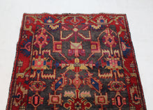 Load image into Gallery viewer, Handmade Antique, Vintage oriental Persian Hamedan rug - 155 X 107 cm
