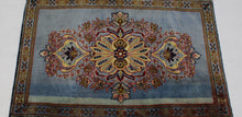 Load image into Gallery viewer, Handmade Antique, Vintage oriental Persian Kashan rug - 52 X 76 cm
