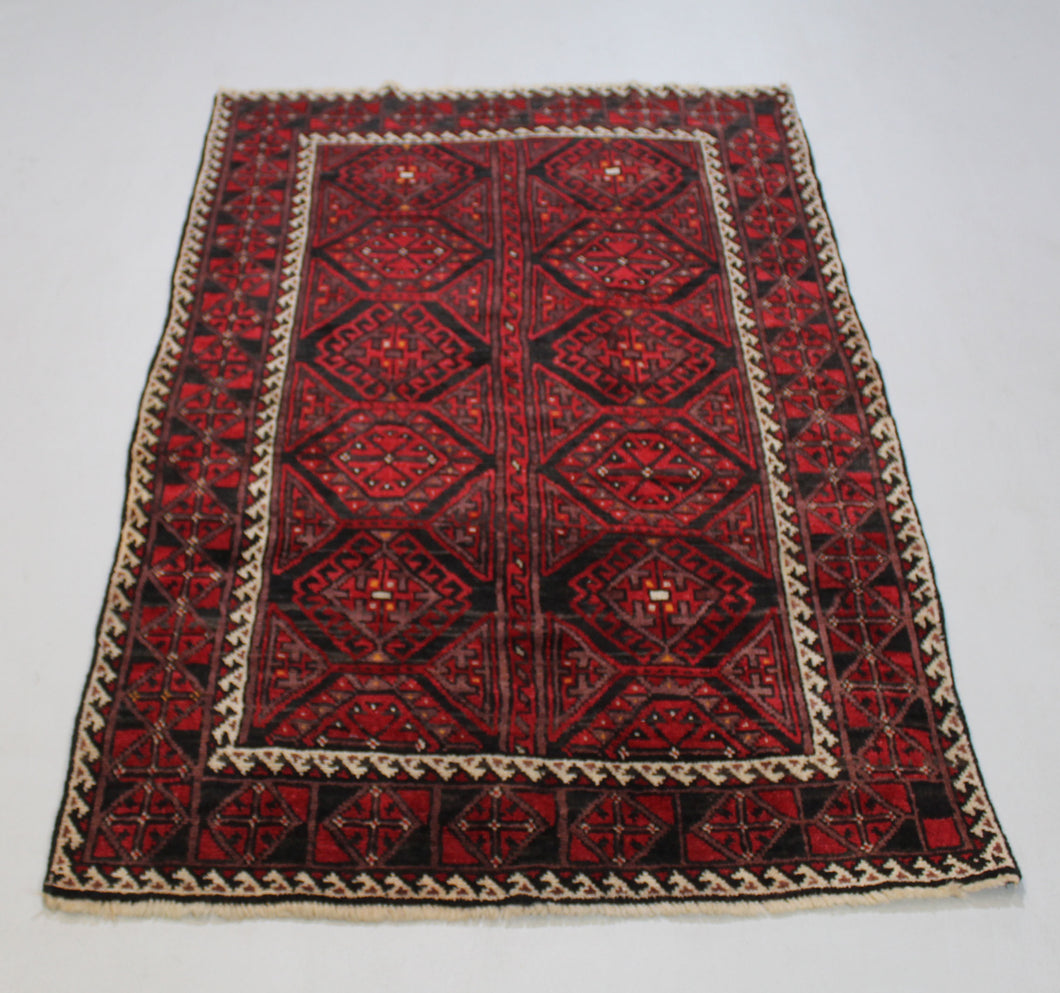 Persian Antique, Vintage oriental rug - Qashqai 167 X120 cm