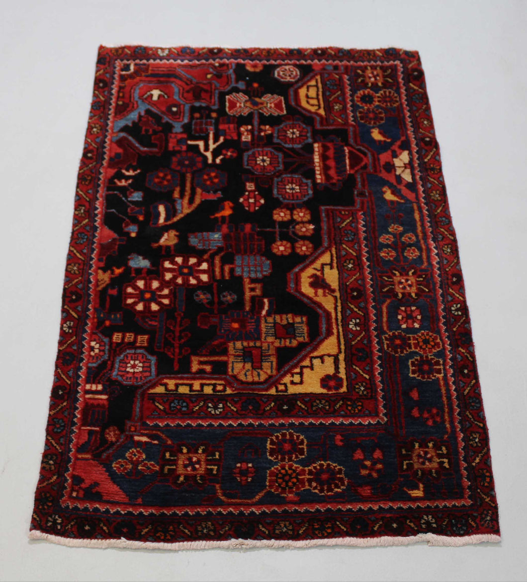 Handmade Antique, Vintage oriental Persian Nahavand rug - 135 X 87 cm