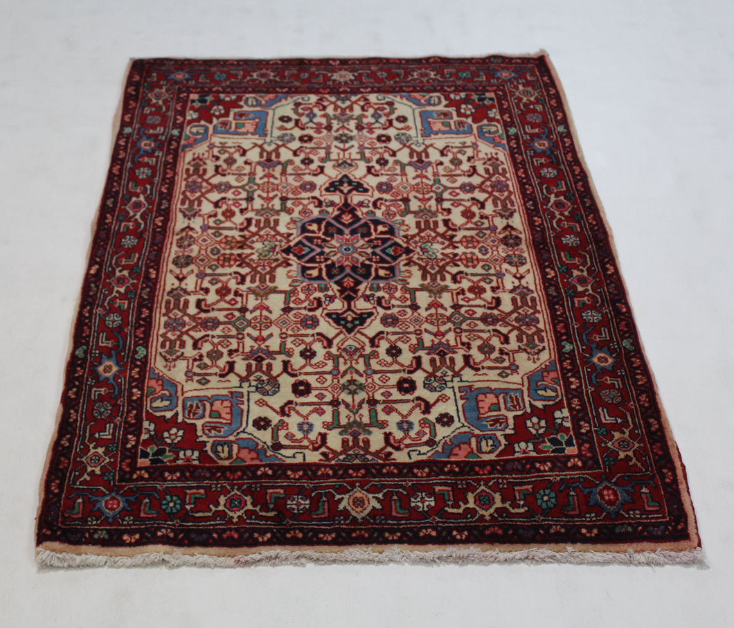 Handmade Antique, Vintage oriental Persian Bijar rug - 125 X 84 cm