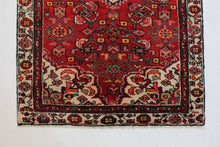 Load image into Gallery viewer, Handmade Antique, Vintage oriental Persian Hamedan rug - 175 X 100 cm
