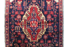 Load image into Gallery viewer, Handmade Antique, Vintage oriental Persian Hamedan rug - 155 X 94 cm
