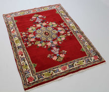 Load image into Gallery viewer, Persian Antique, Vintage oriental rug - Sarokh 132 x 102 cm
