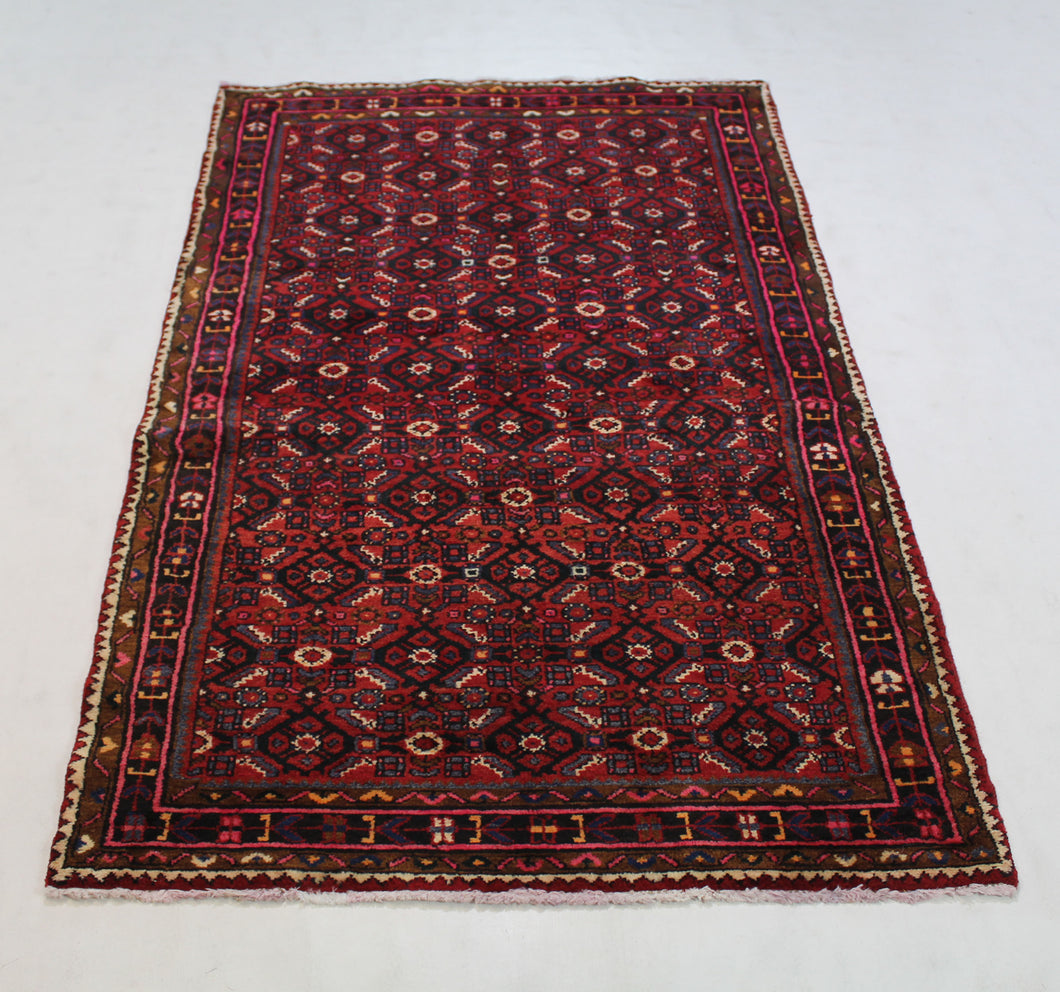 Handmade Antique, Vintage oriental Persian Hosinabad rug - 205 X 109 cm