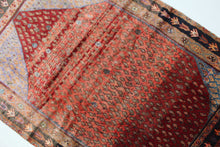 Load image into Gallery viewer, Persian Antique, Vintage oriental rug - Arak 205 x 140 cm
