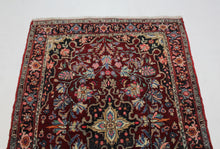 Load image into Gallery viewer, Handmade Antique, Vintage oriental Persian Bijar rug - 162 X 104 cm
