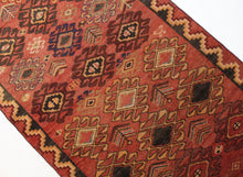 Load image into Gallery viewer, Handmade Antique, Vintage oriental Persian Qashqai rug - 250 X 158 cm
