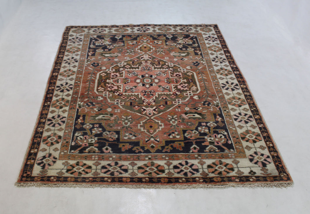 Handmade Antique, Vintage oriental Persian  Bakhtiar rug - 210 X 151 cm
