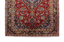 Load image into Gallery viewer, Handmade Antique, Vintage oriental Persian Kashan rug - 148 X 95 cm
