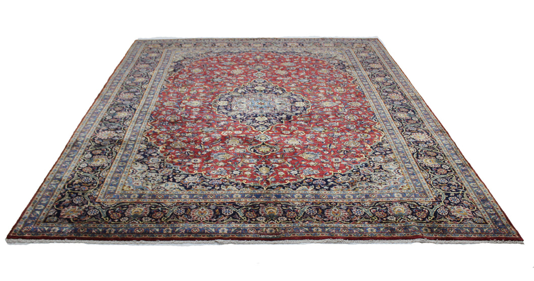 Handmade Antique, Vintage oriental Persian Kashan rug - 368 X 274 cm