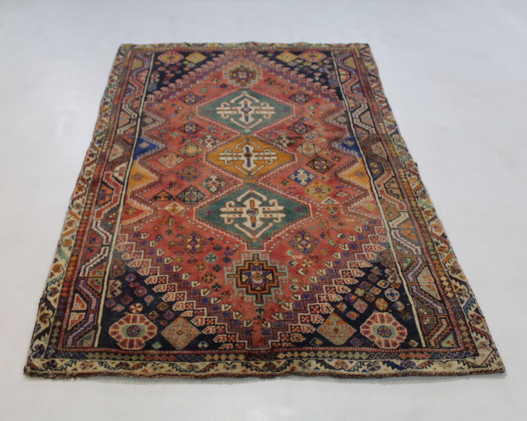 Handmade Antique, Vintage oriental Persian Qashqai rug - 197 X 118cm